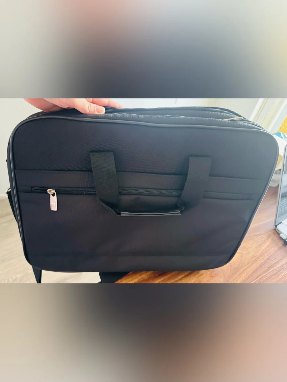 Samsonite Black Briefcase with Shoulder Strap